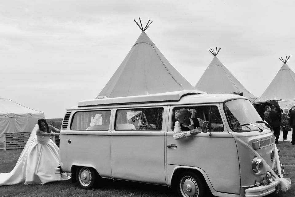 VW Camper 4 Weddings