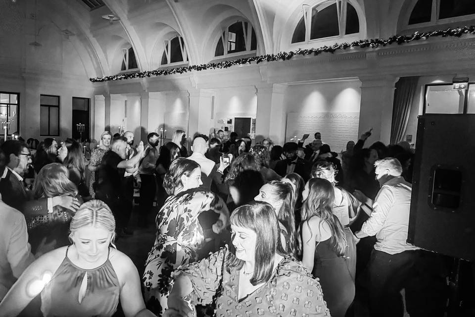 DJ Henry Doc Weddings