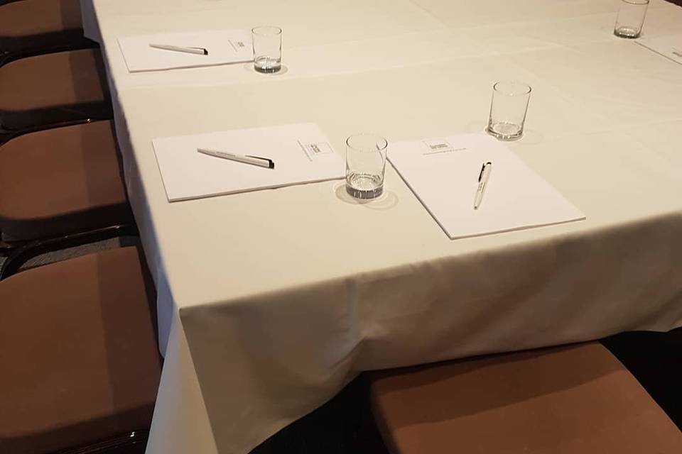 Golden Fleece Hotel