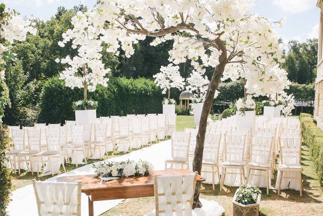 63 Outdoor Wedding Ideas You'll Fall in Love With - hitched.co.uk