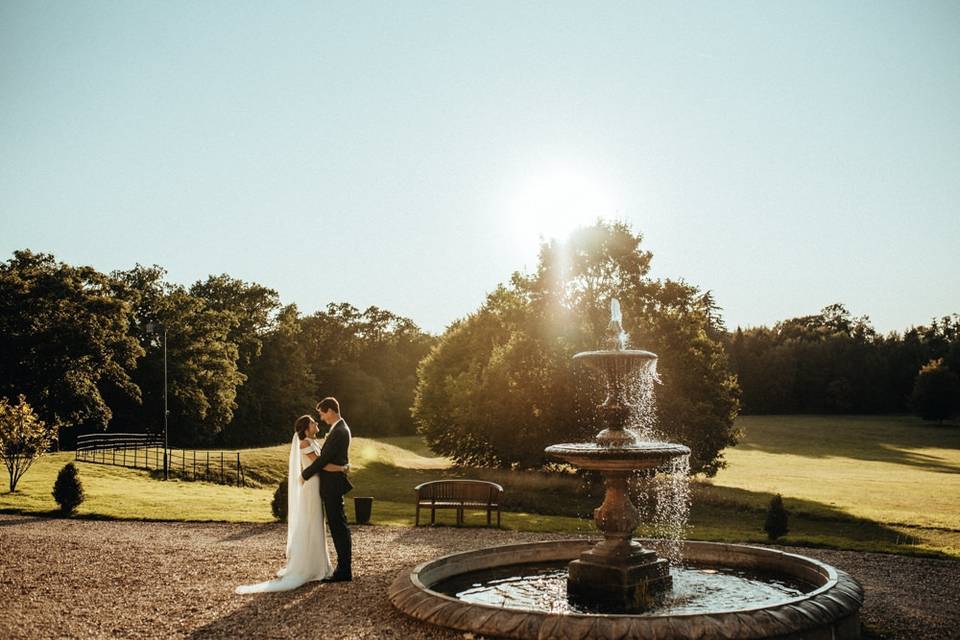 Botleys Mansion fountain