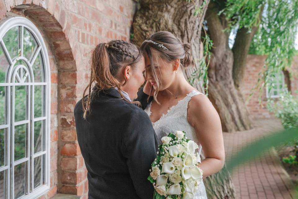 Amy & Toni embracing