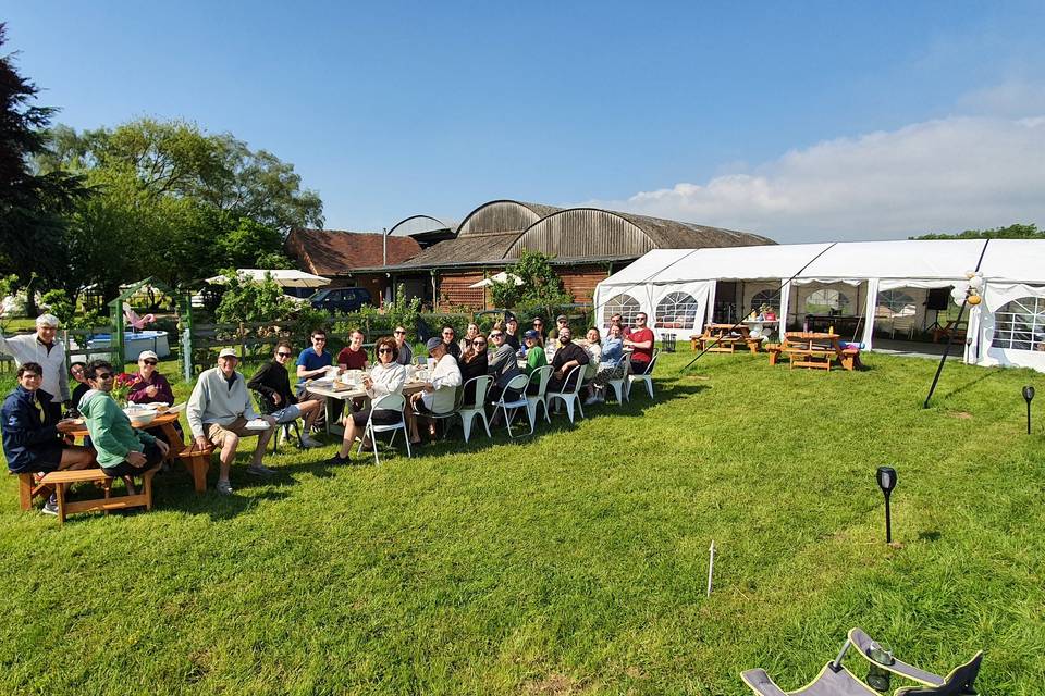 Eating outdoors pleasure