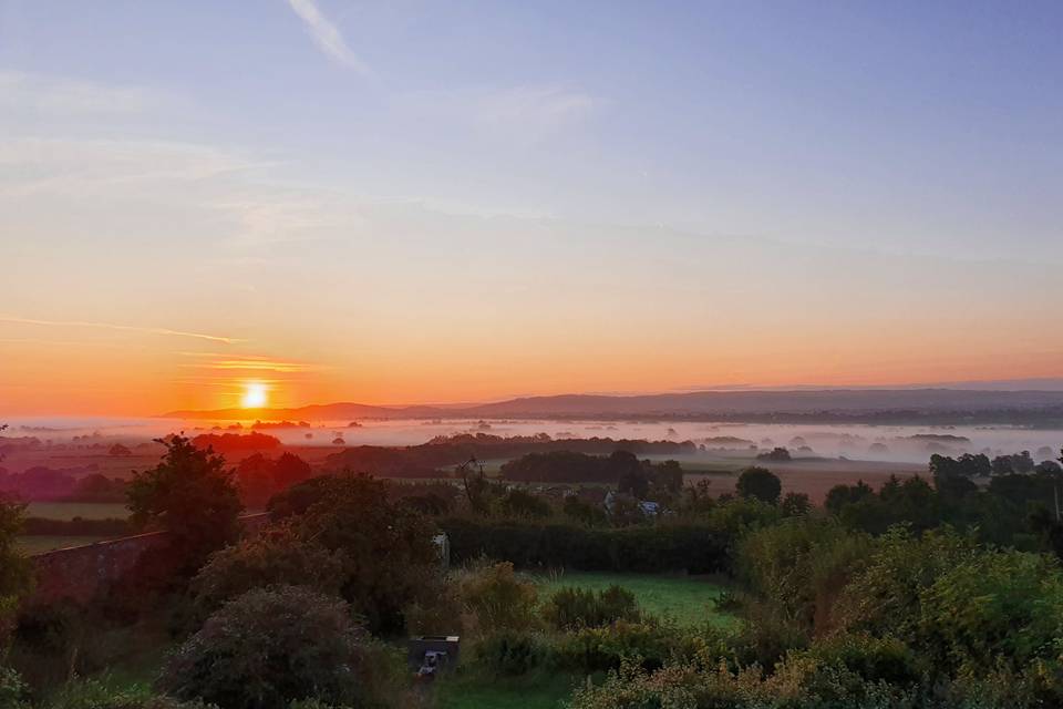 Sunrise over the Vale