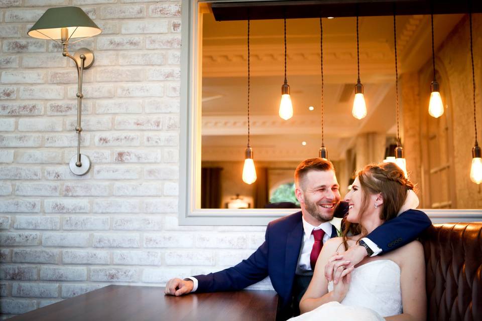 Newlyweds portrait - Lisa Cowen Photography Ltd