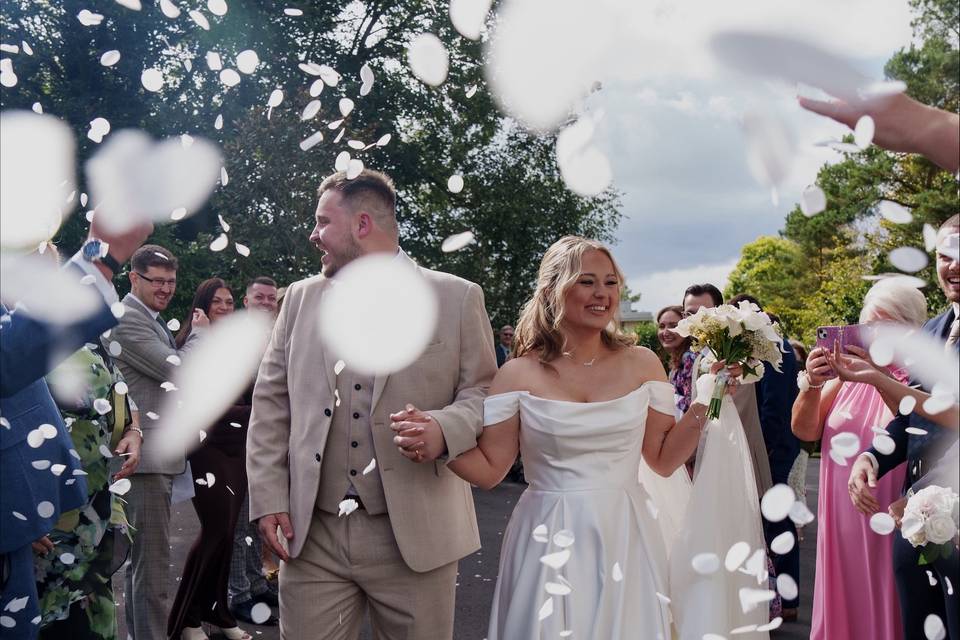 Confetti Throw