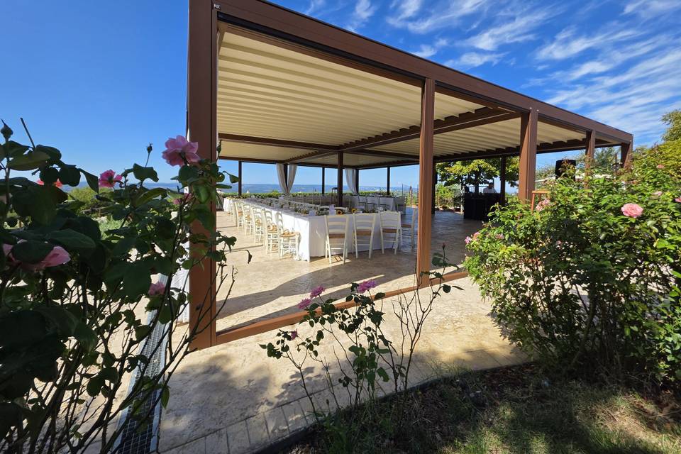 Bioclimatic Pergola