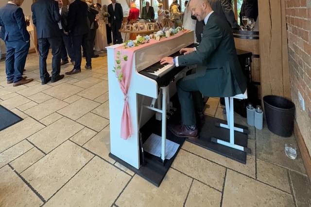 Nigel Hammond Music