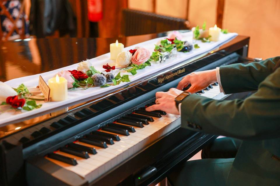 Nigel Hammond Music