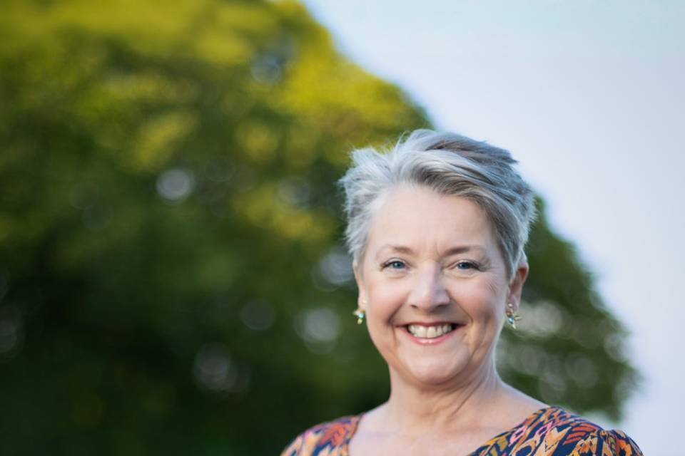 Rose Wanders Celebrant