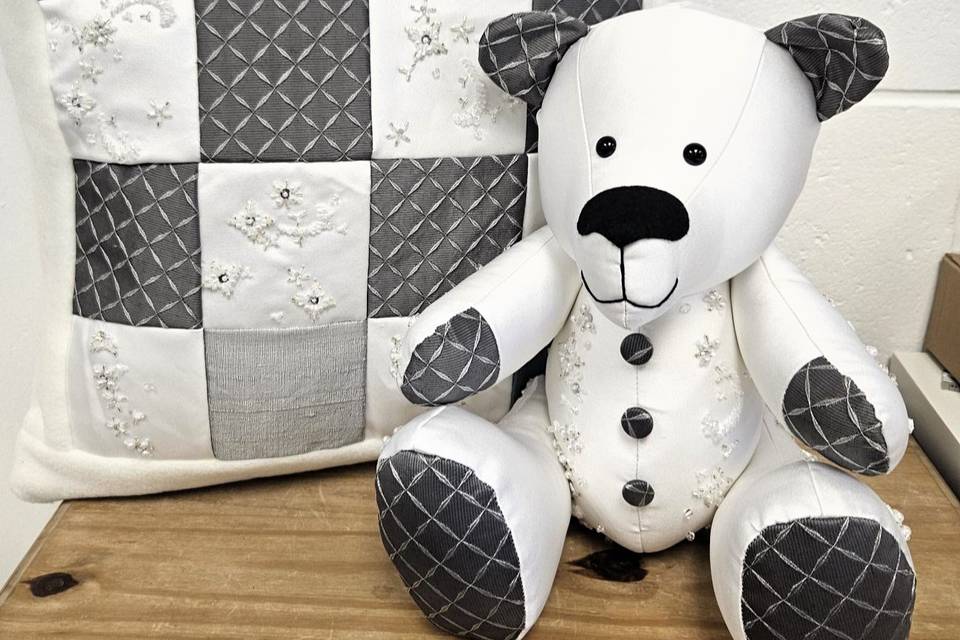 Groom & Bride Keepsakes