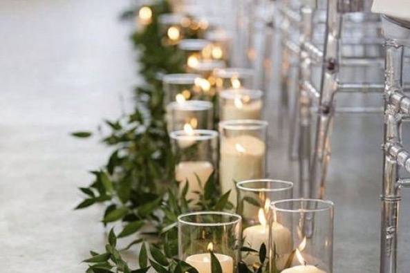 Aisle decor