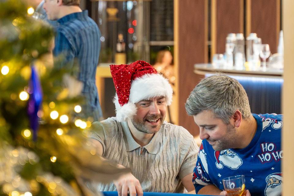 Casino cheer by the tree