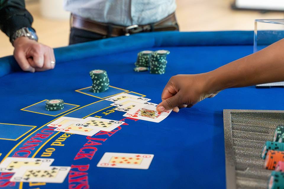 Dealer reveals queen and ace