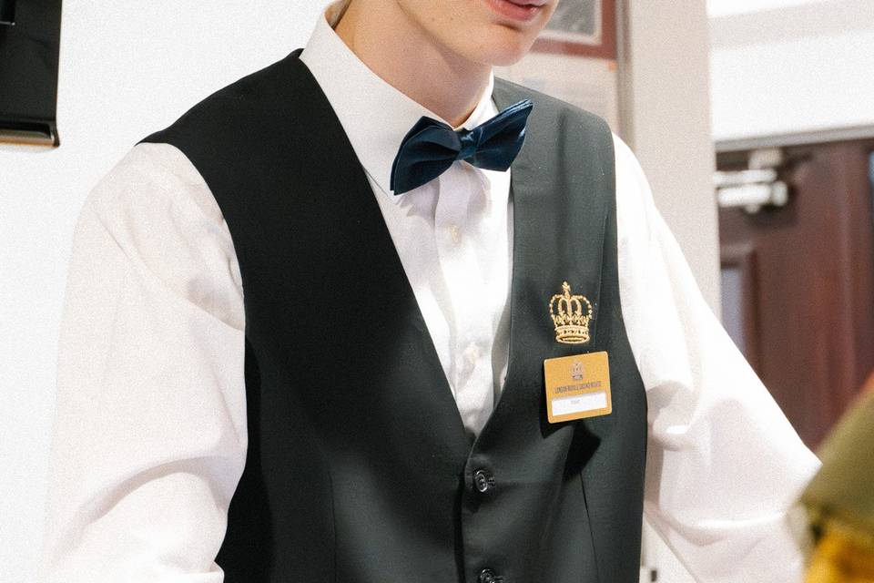 Royale dealer in uniform