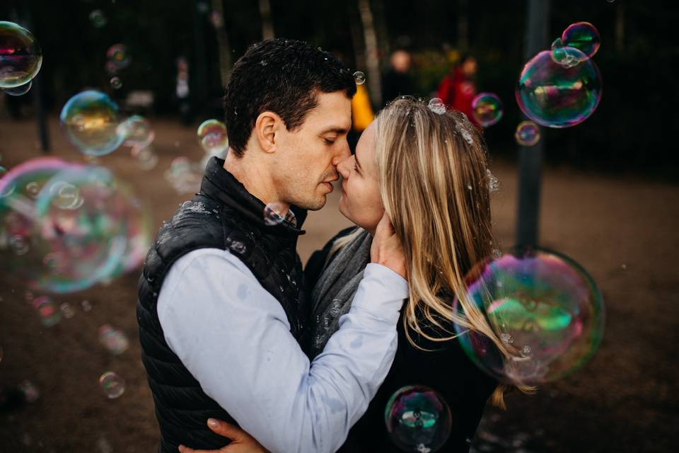 Couples portrait with bubbles