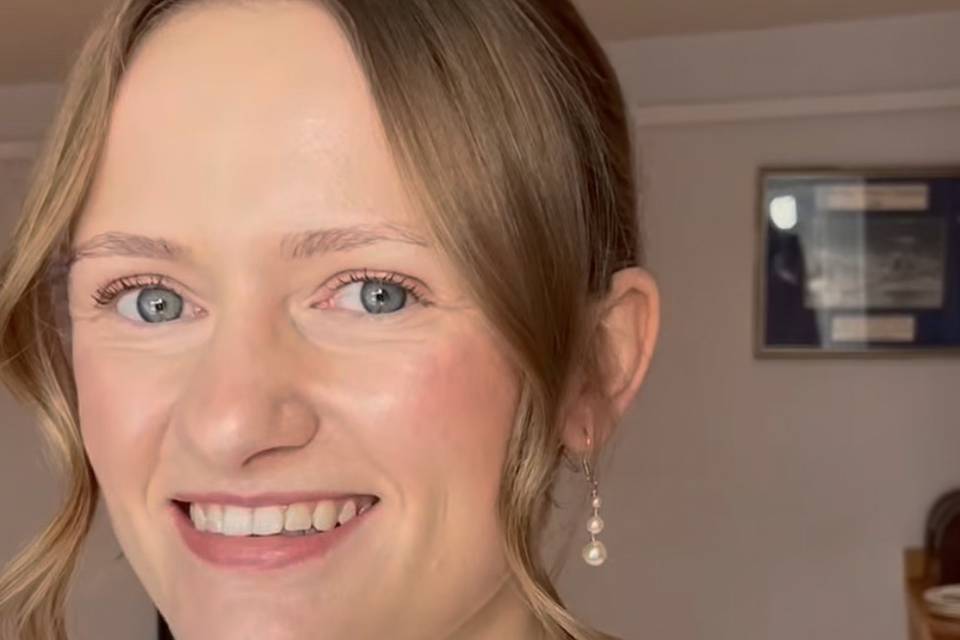 HMUA by Bespoke Beauty