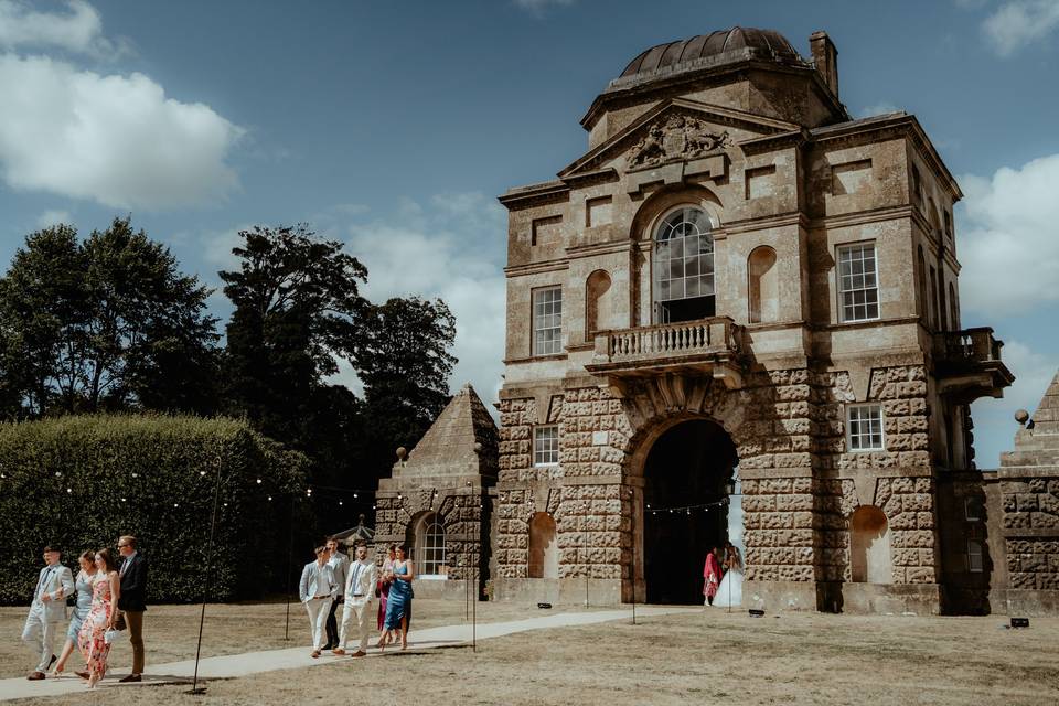 Worcester Lodge walkway