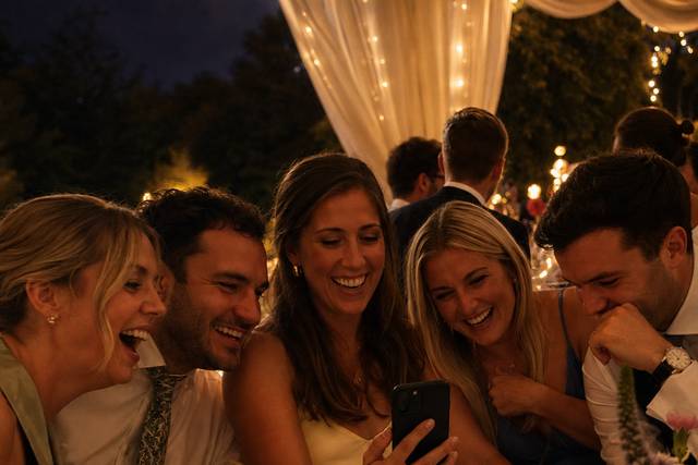 Break the ice at your wedding