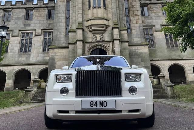 White Rolls Royce Phantom