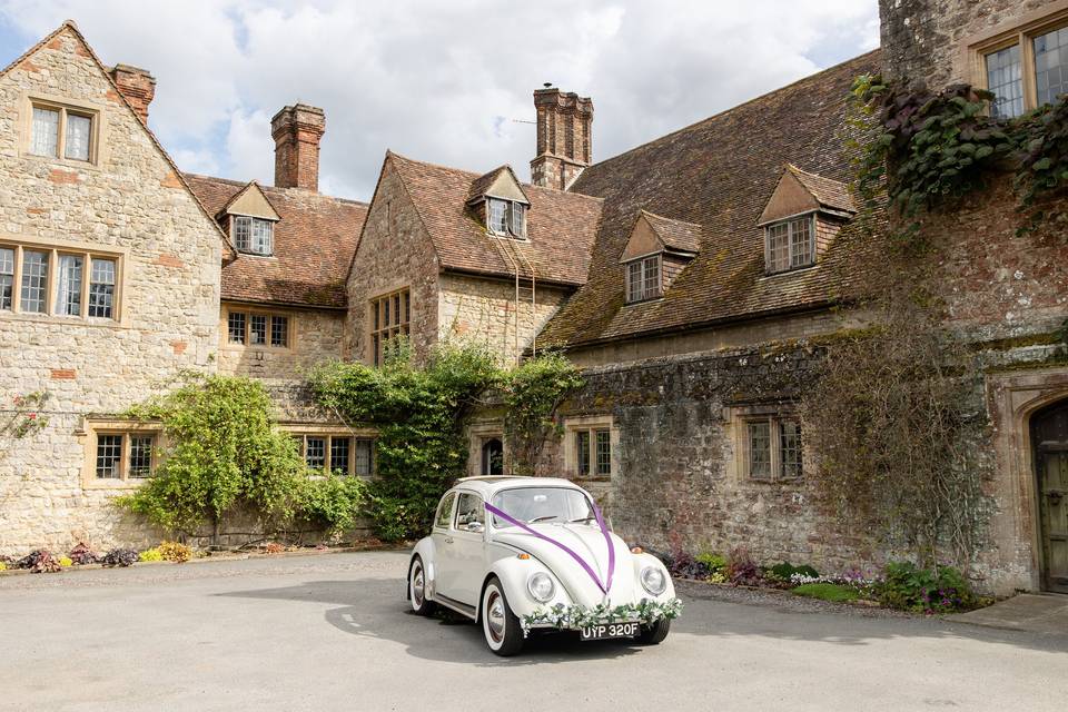 VW Beetle at Nettlestead Place