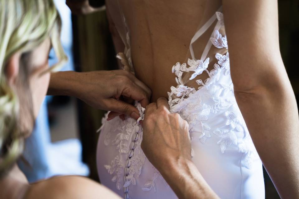 The bride getting ready