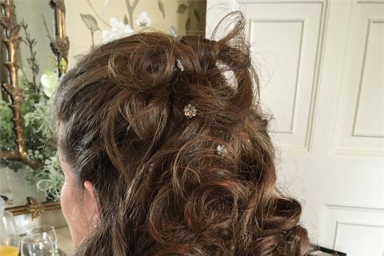 Bridal Hair by Lindsay