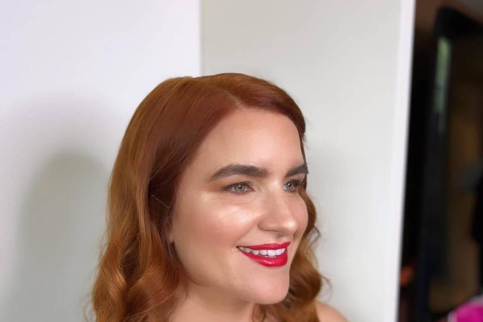 Full glam red lip makeup