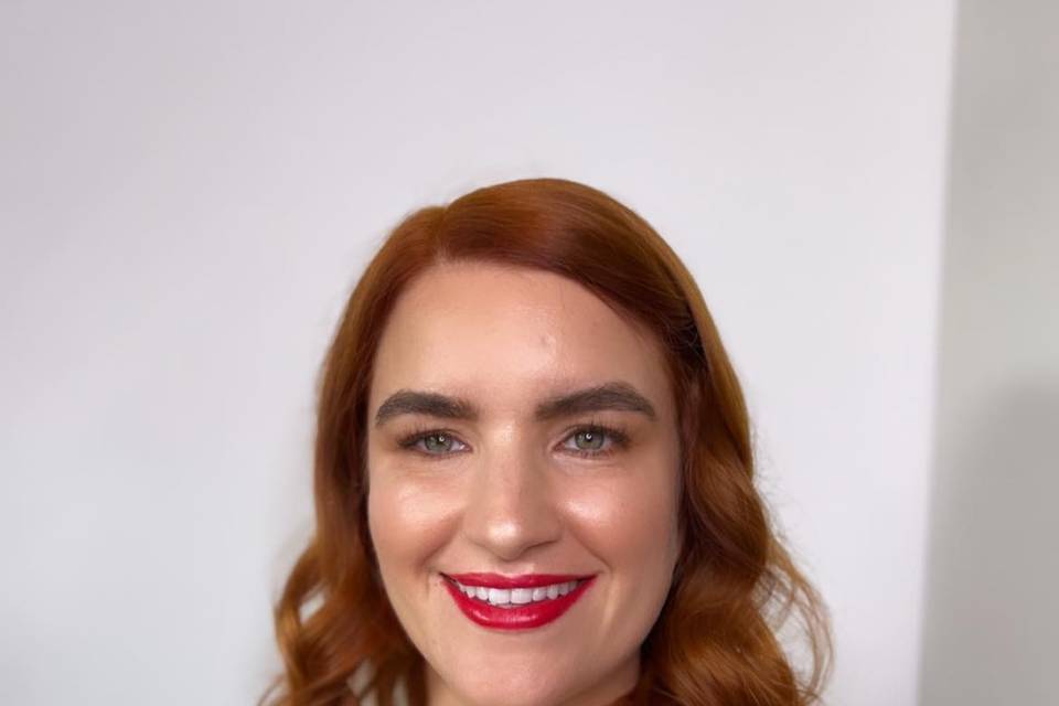 Full glam red lip makeup