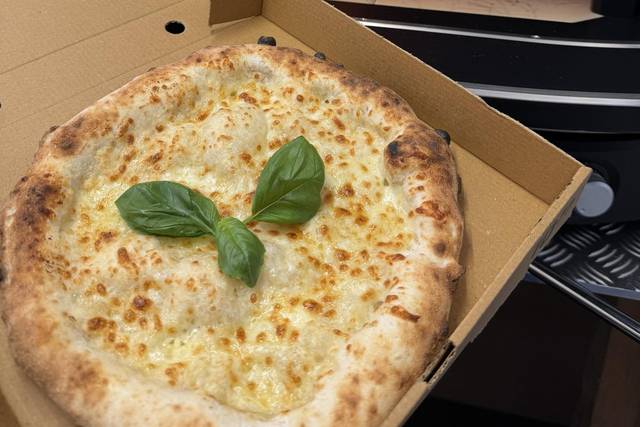 Cheesy garlic bread!