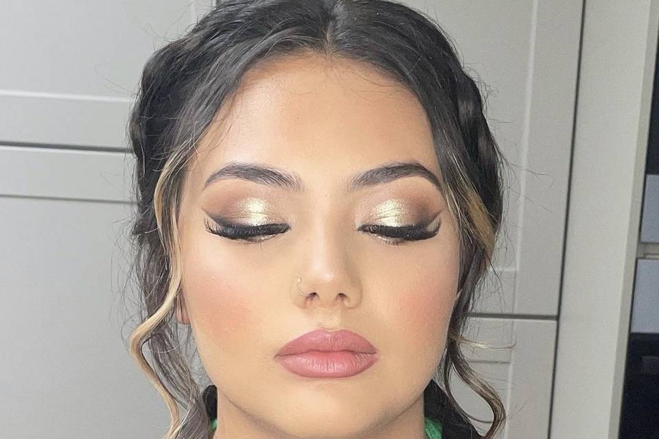 Occasion makeup