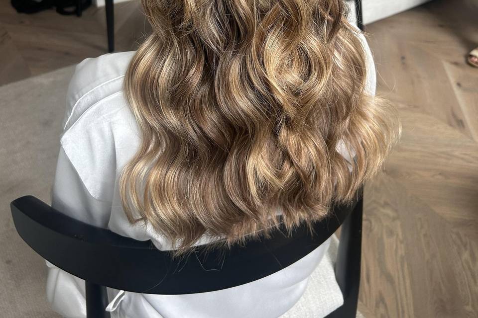 Bridal half up half down