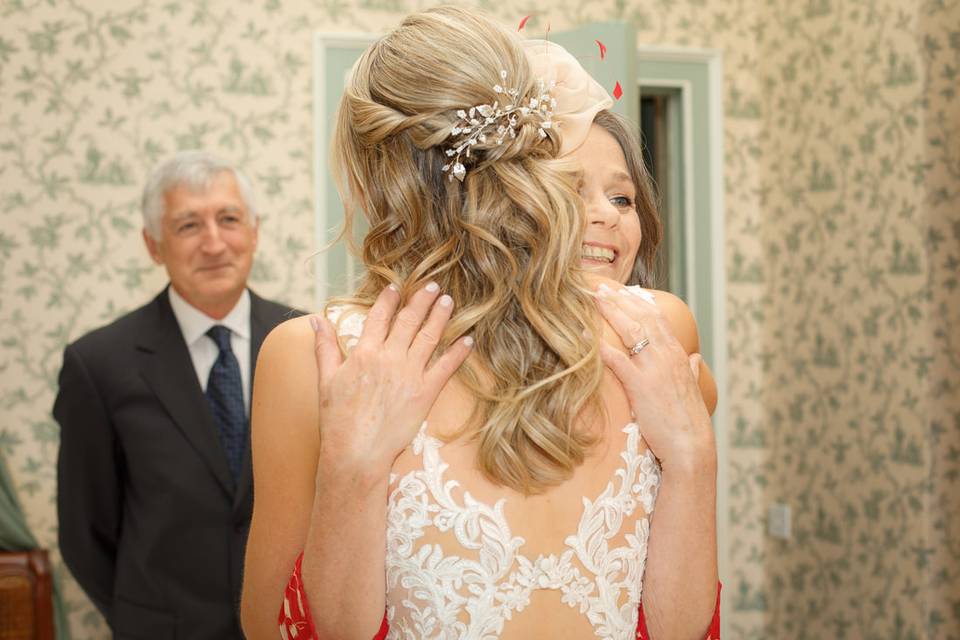 Bridal hair and make-up