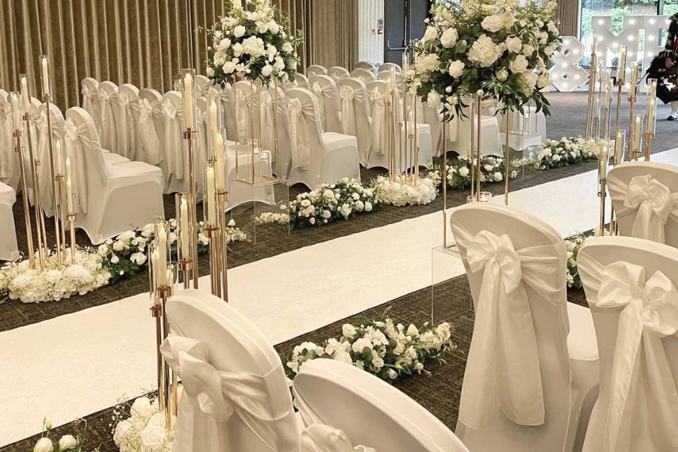 Aisle decor