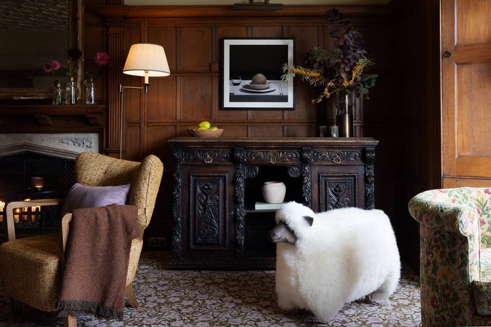 The Lounge