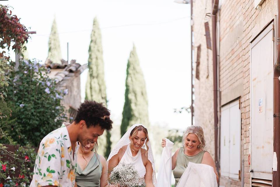 Wedding day coordinator