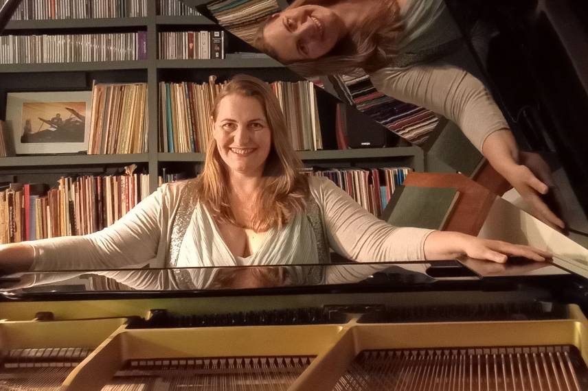 Olivia Rose, Wedding Pianist