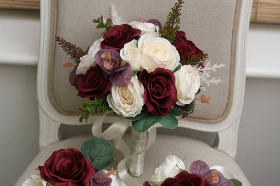 Burgundy wedding bouquets