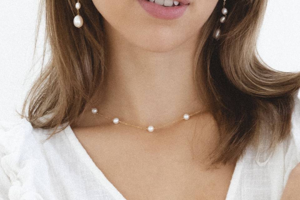 Spaced Pearl Necklace