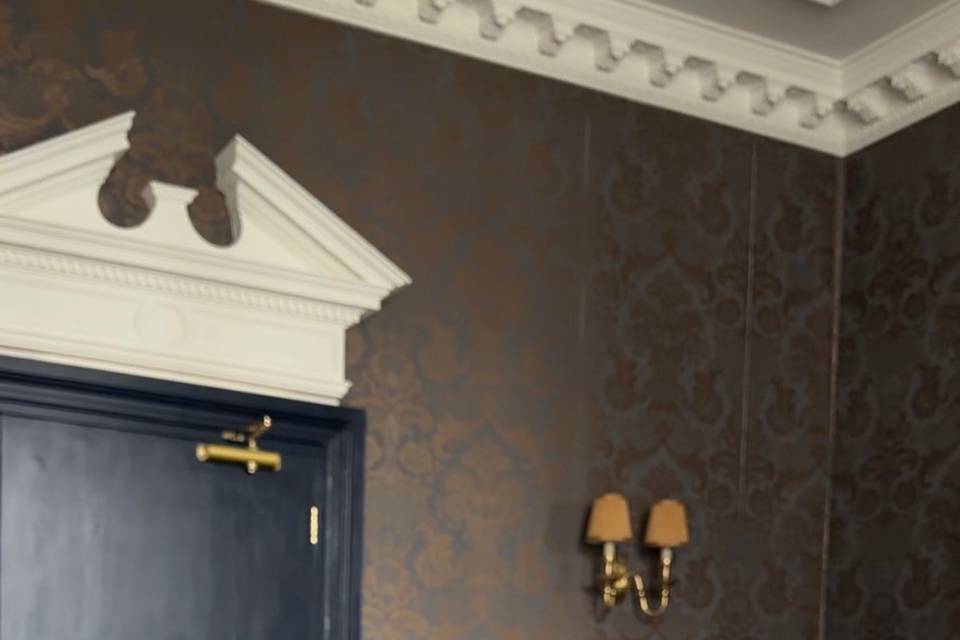 Grooms accessories