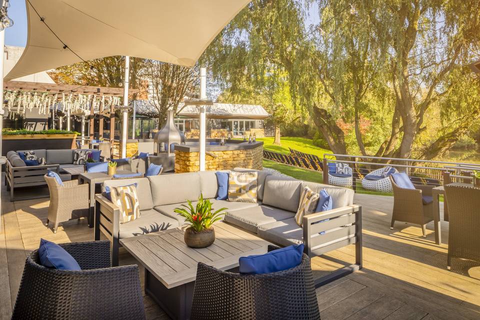 Riverside Terrace
