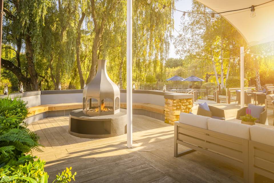 Riverside Terrace