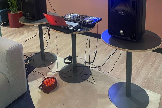 DJ PHOTOS