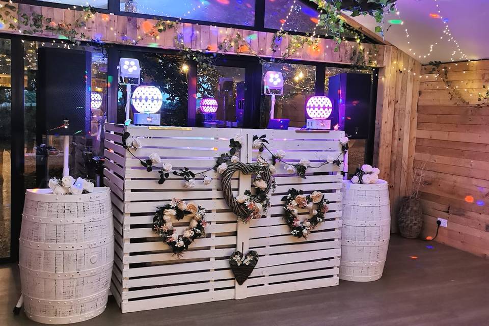 Rustic setup at Crown Lodge