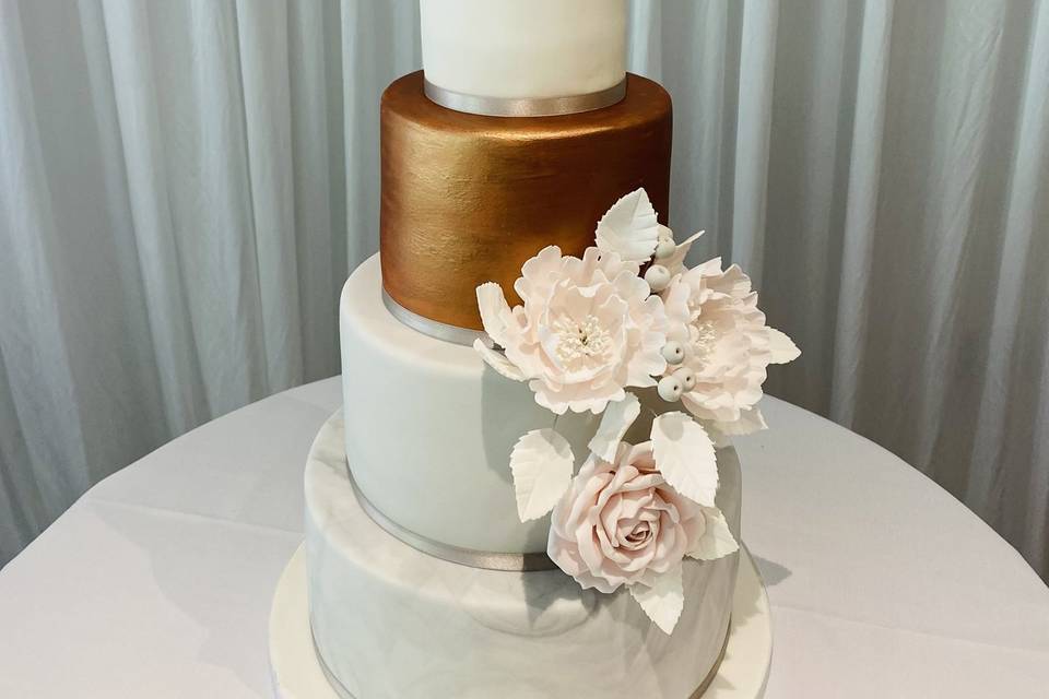 4 tier Fondant