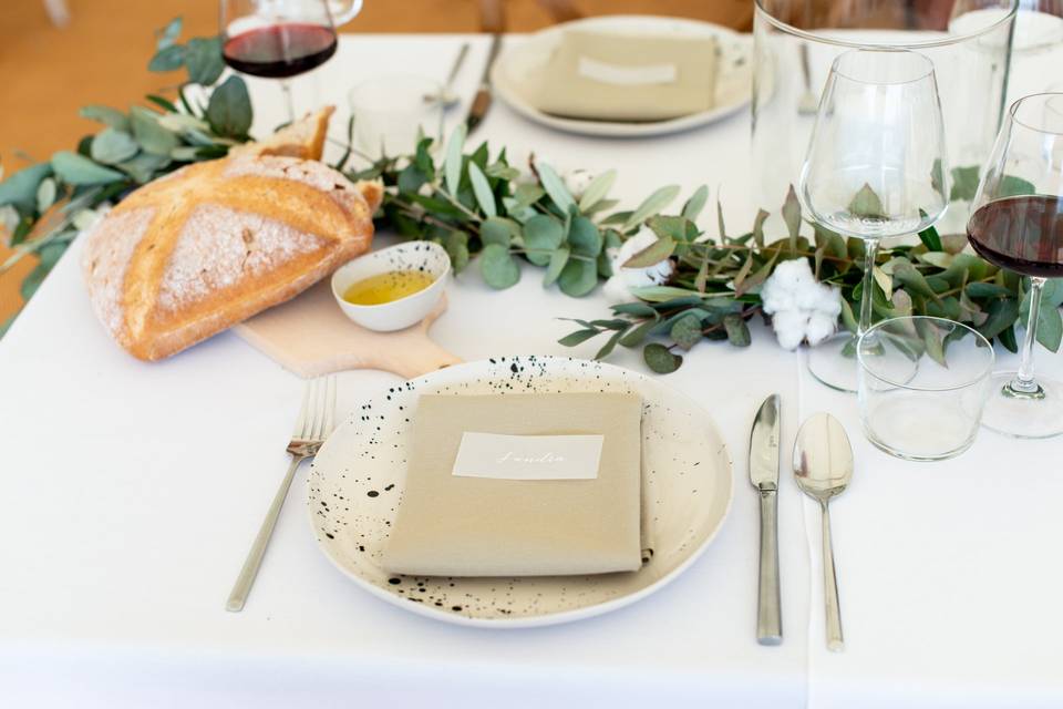 Olive napkins.