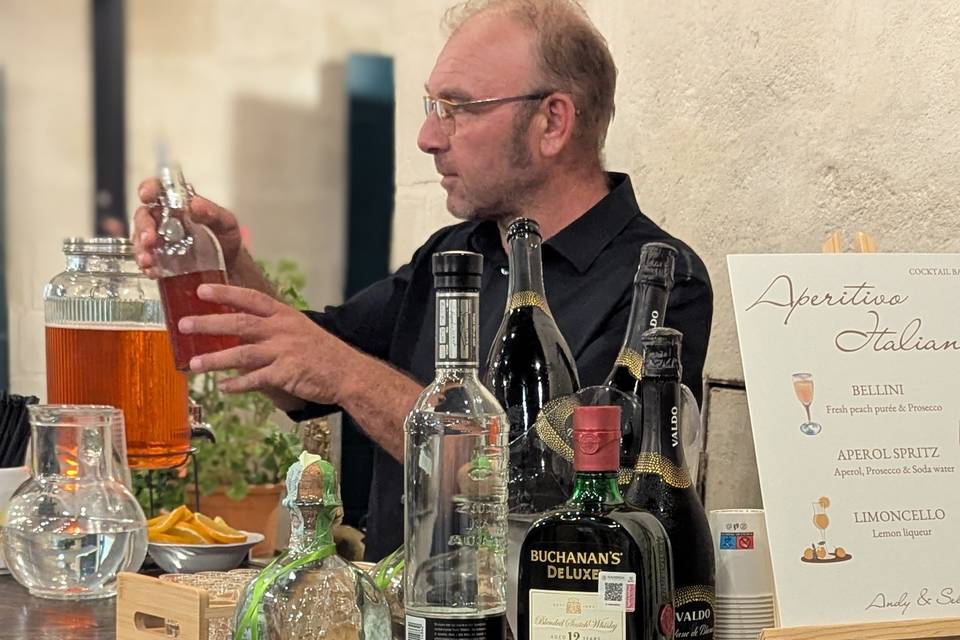 Open bar italian drinks