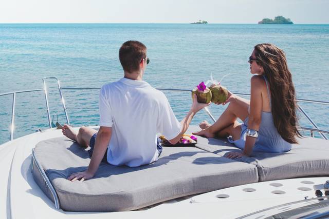 Luxury yacht trips