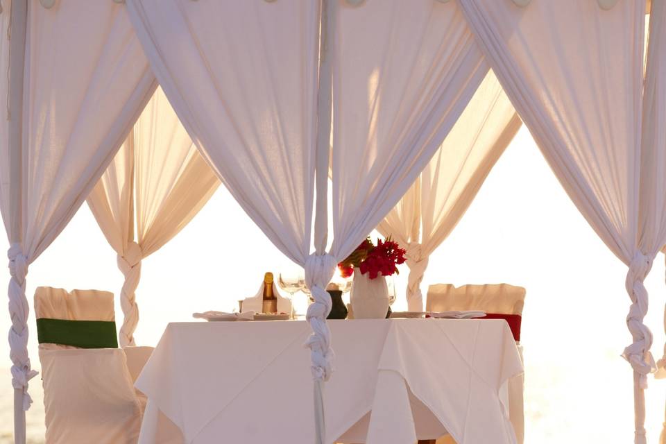 Dining on the beach