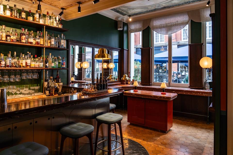 The Restaurant bar
